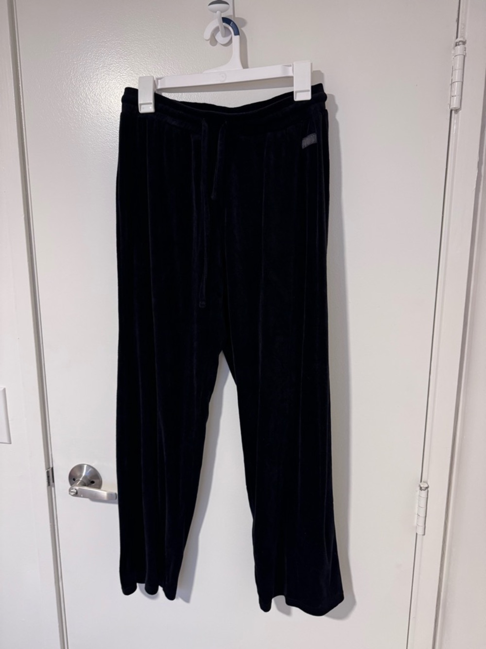 Juicy Couture Velvet Lounge Pants - Black